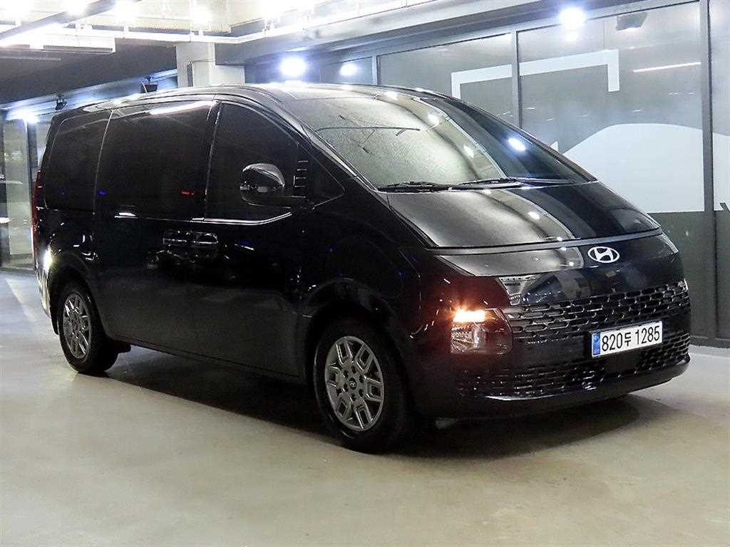 HYUNDAI Staria - Vista 4