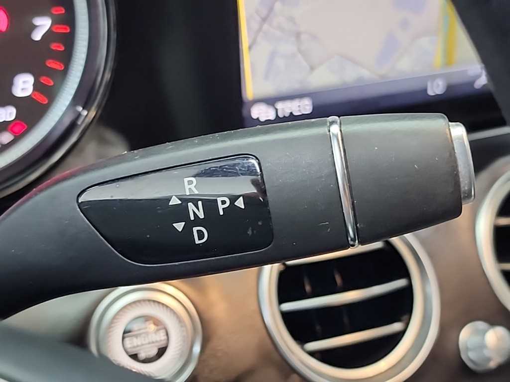 Mercedes Benz E class - Vista 8