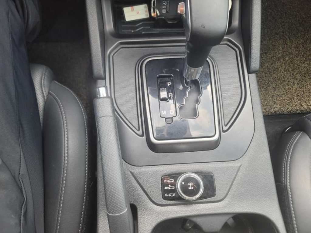 Ssangyong Rexton - Vista 12