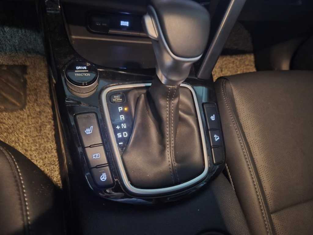 KIA Seltos 2024 Blanco - Importación desde Corea - HF Imports Iquique - Foto 14