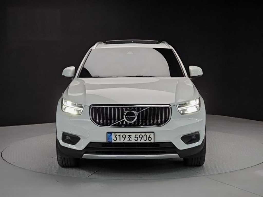 Volvo XC40 - Vista 2
