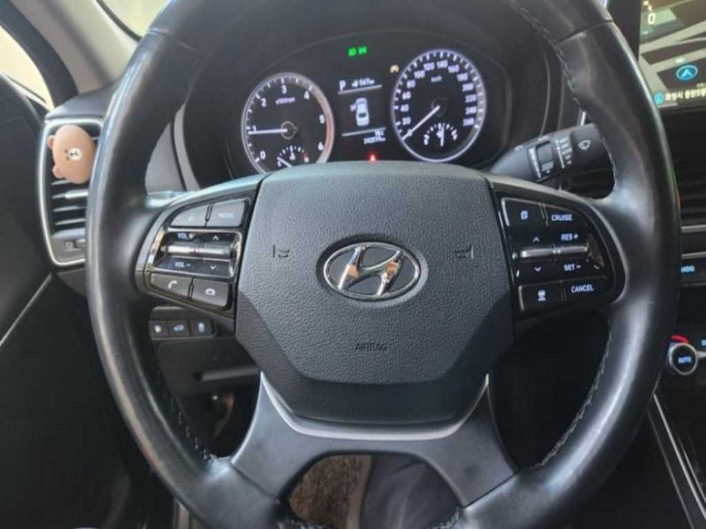 HYUNDAI Grandeur - Vista 7