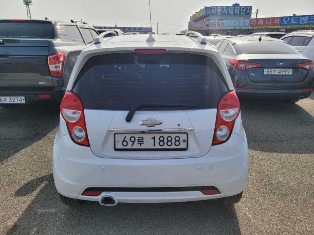Chevrolet Spark - Vista 4