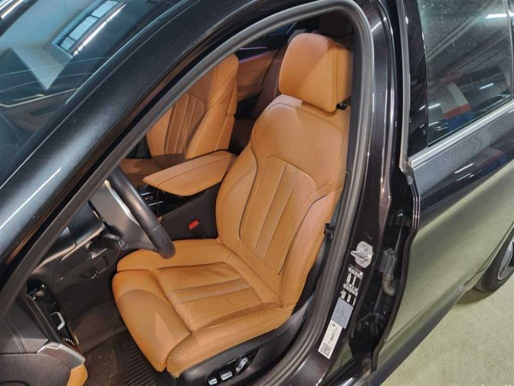BMW 5 Series - Vista 8