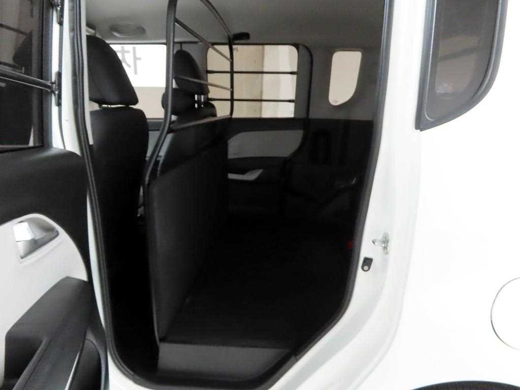 KIA Ray 2022 Blanco - Importación desde Corea - HF Imports Iquique - Foto 18