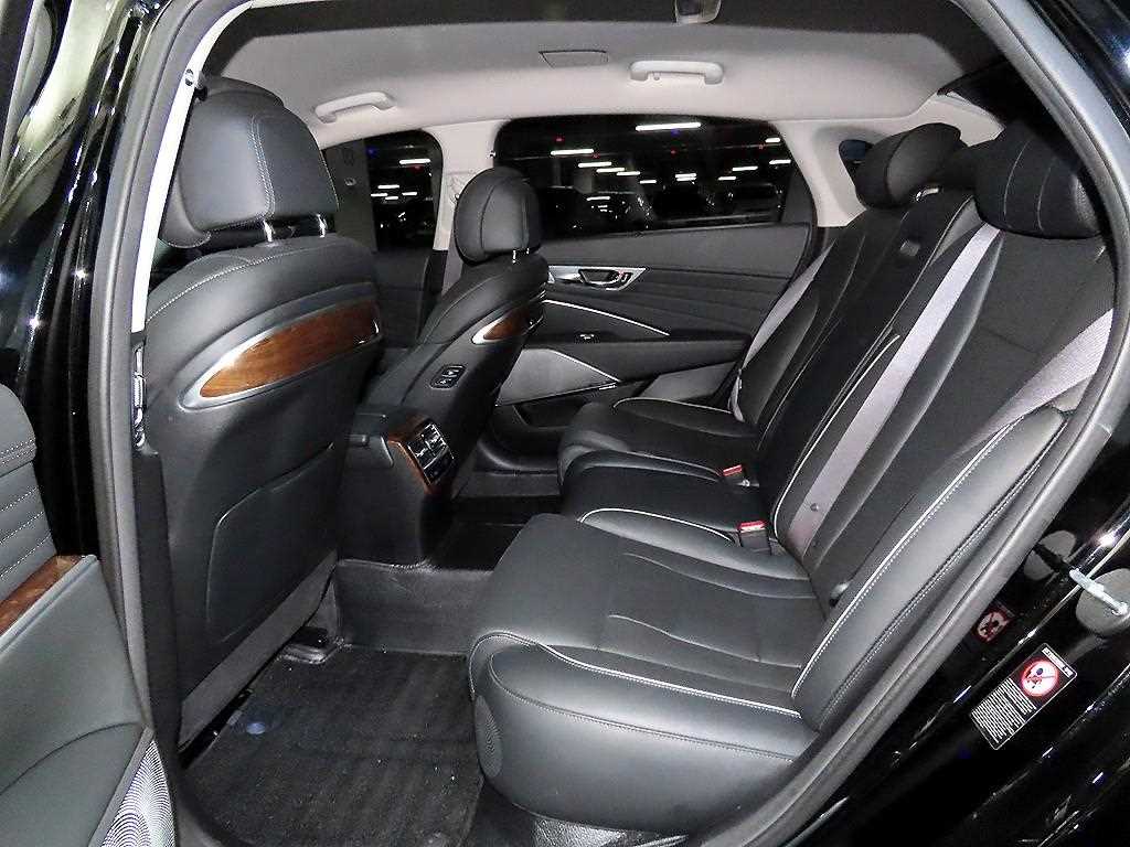 KIA K9 - Vista 11
