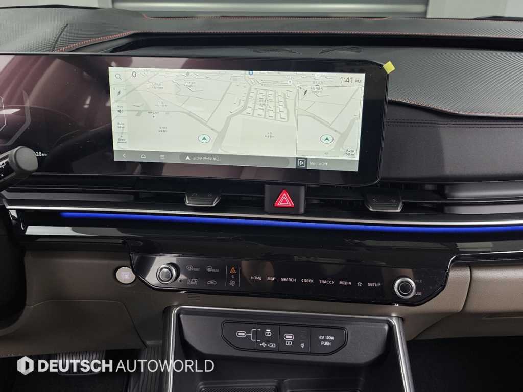 KIA Carnival 2024 Blanco - Importación desde Corea - HF Imports Iquique - Foto 14