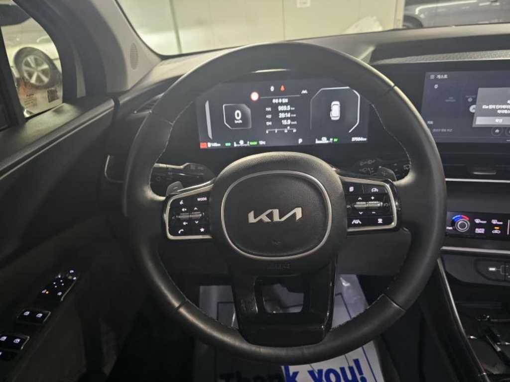 KIA Carnival - Vista 11