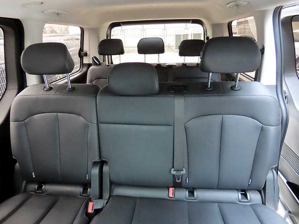 HYUNDAI Staria - Vista 7