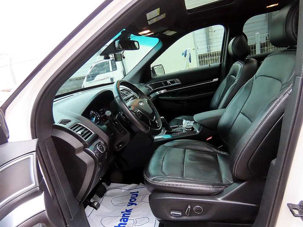 Ford Explorer - Vista 5