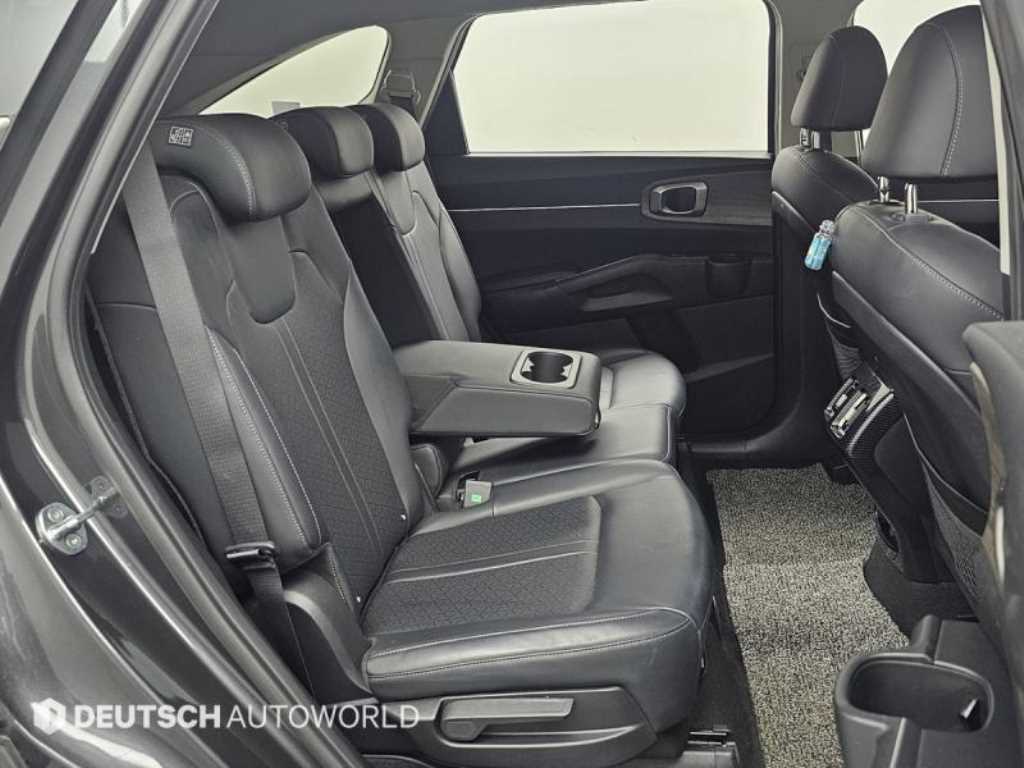 KIA Sorento - Vista 12