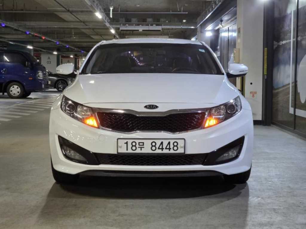 KIA K5 2011 Blanco - Importación desde Corea - HF Imports Iquique - Foto 1
