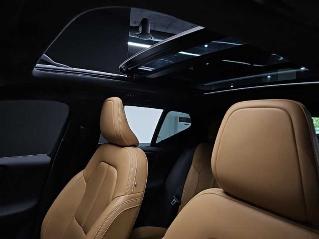 Volvo XC40 2021 - Importación desde Corea - HF Imports Iquique - Foto 13