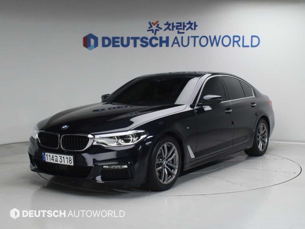 BMW 5 Series 2018 Negro - Importación desde Corea - HF Imports Iquique - Foto 1