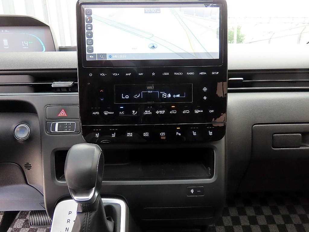 HYUNDAI Staria 2025 Negro - Importación desde Corea - HF Imports Iquique - Foto 14