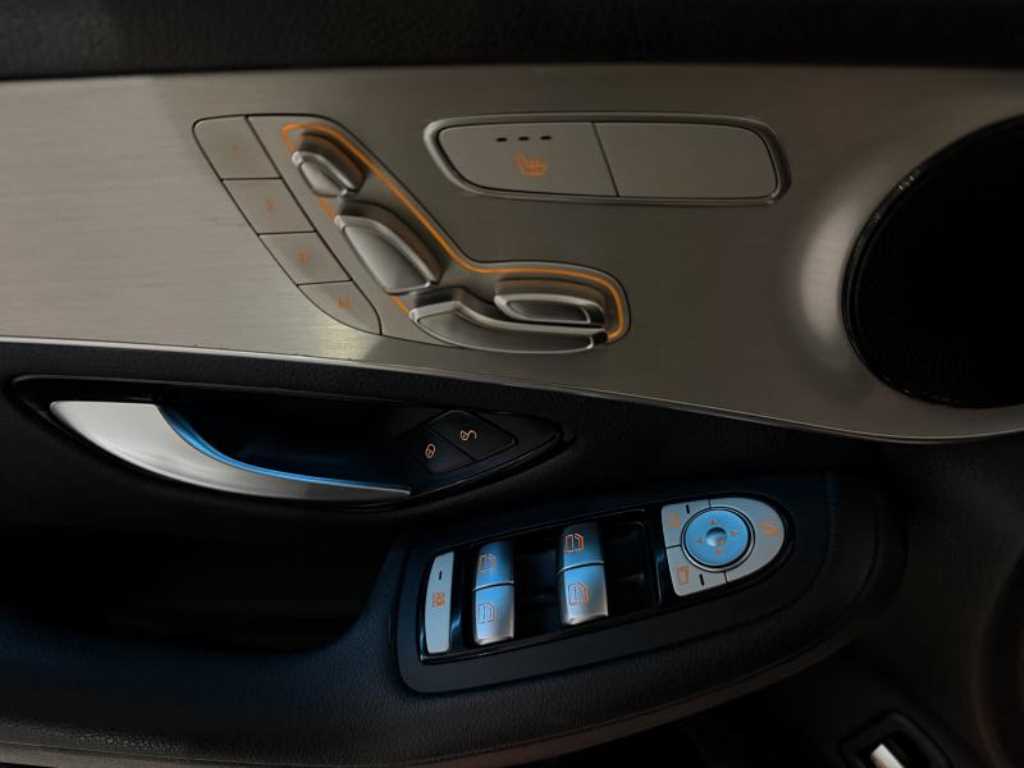 Mercedes Benz GLC Class 2018 Blanco - Importación desde Corea - HF Imports Iquique - Foto 13