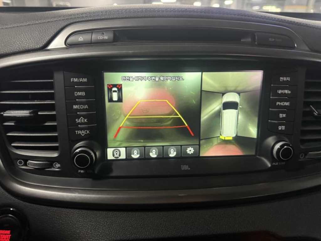 KIA Sorento - Vista 11