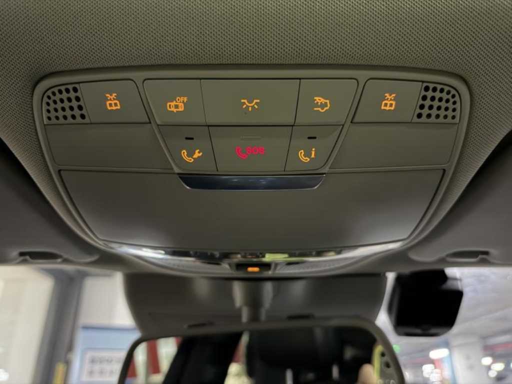 Mercedes Benz GLC Class 2018 Blanco - Importación desde Corea - HF Imports Iquique - Foto 15