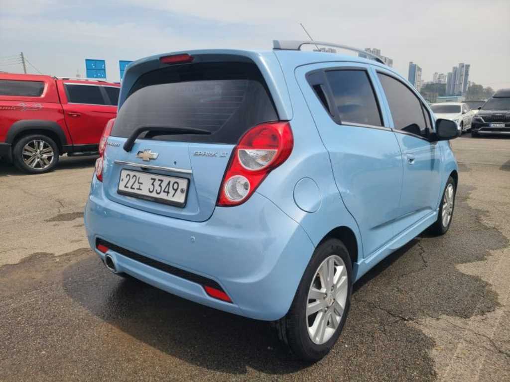 Chevrolet Spark - Vista 7