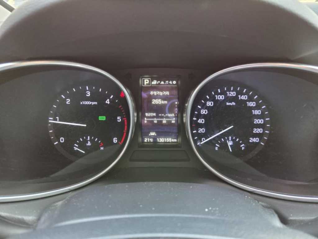 HYUNDAI Santa Fe - Vista 6