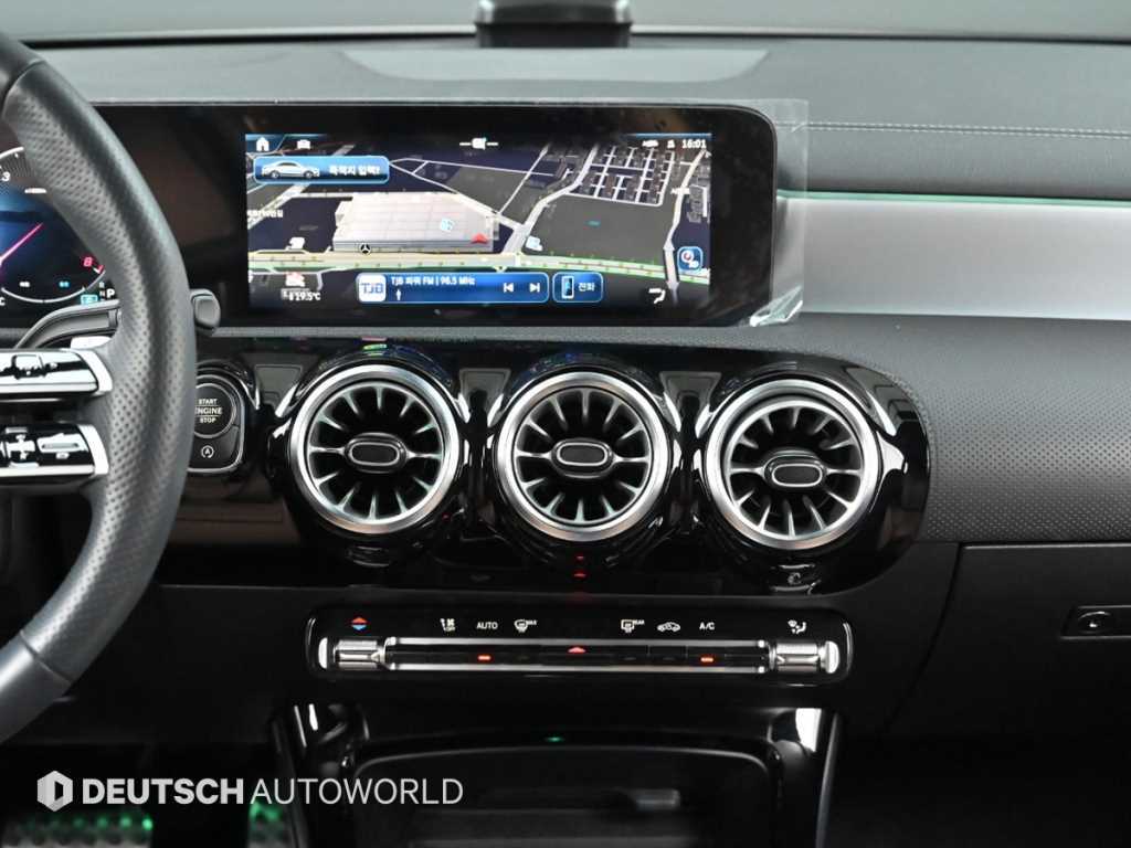 Mercedes Benz CLA Class 2025 - Importación desde Corea - HF Imports Iquique - Foto 14