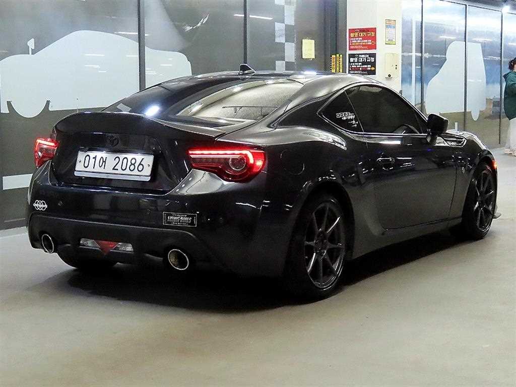 Toyota 86 - Vista 4