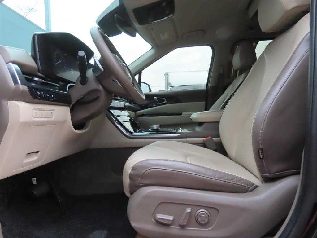 KIA Carnival 2021 Negro - Importación desde Corea - HF Imports Iquique - Foto 17