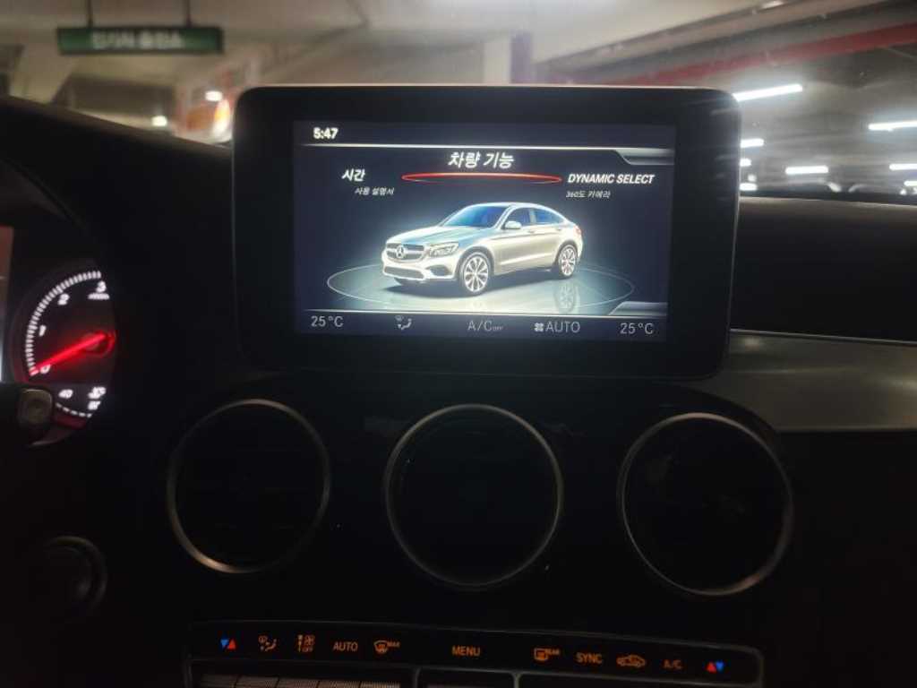 Mercedes Benz GLC Class - Vista 10