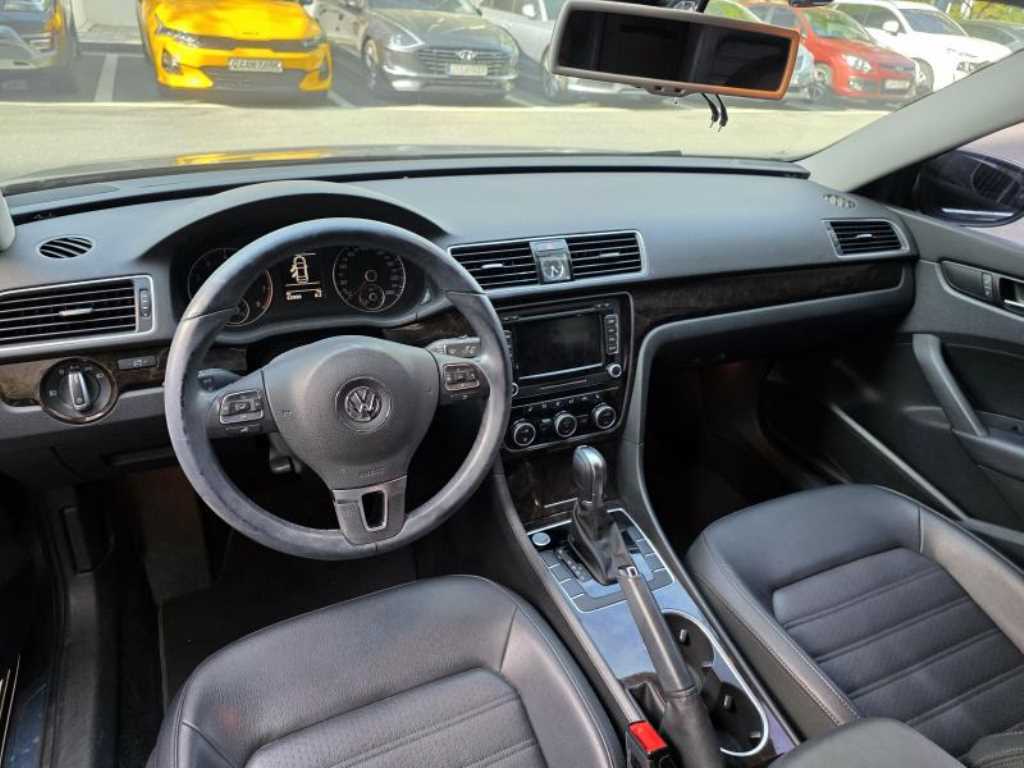Volkswagen Passat - Vista 3