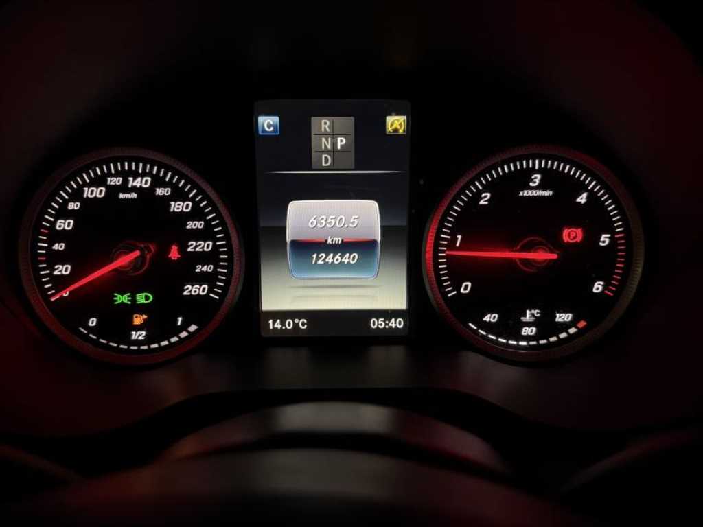 Mercedes Benz GLC Class - Vista 9