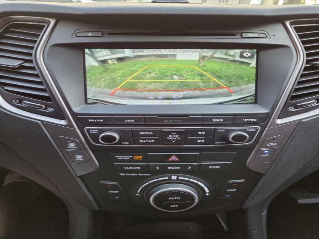 HYUNDAI Santa Fe - Vista 4