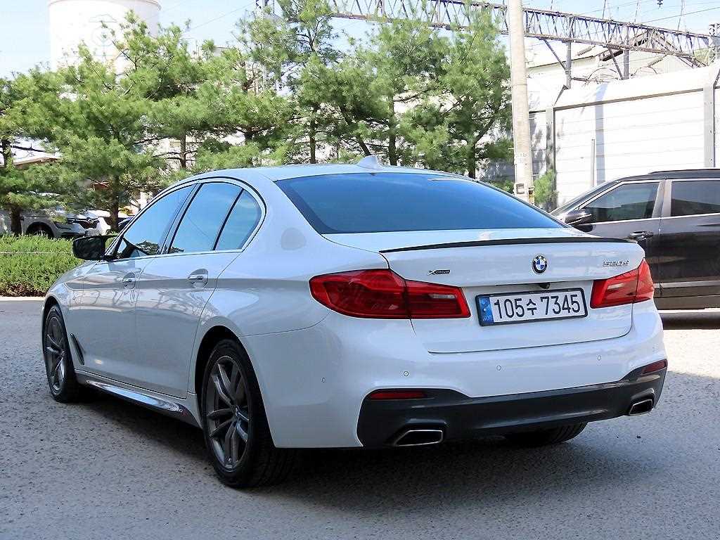 BMW 5 Series - Vista 3