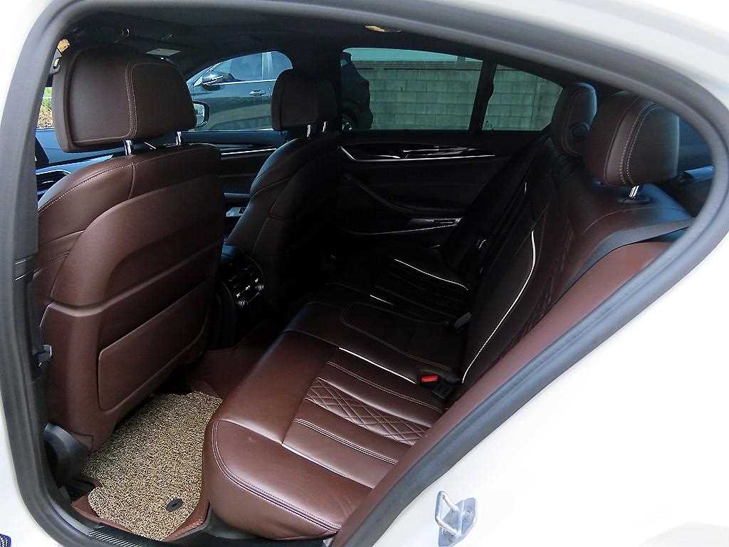 BMW 5 Series - Vista 6