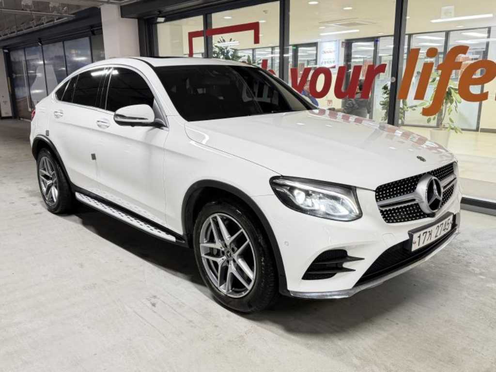 Mercedes Benz GLC Class - Vista 2