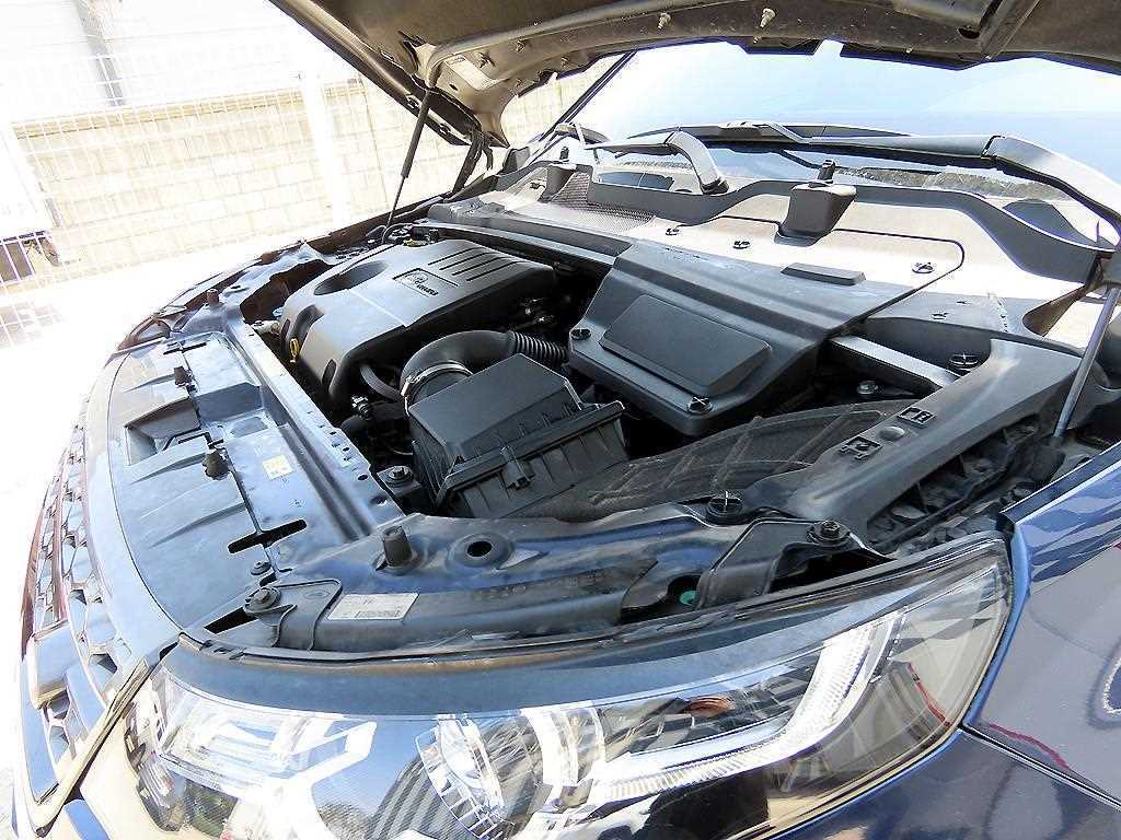 Land Rover Discovery Sports 2017 Azul - Importación desde Corea - HF Imports Iquique - Foto 18