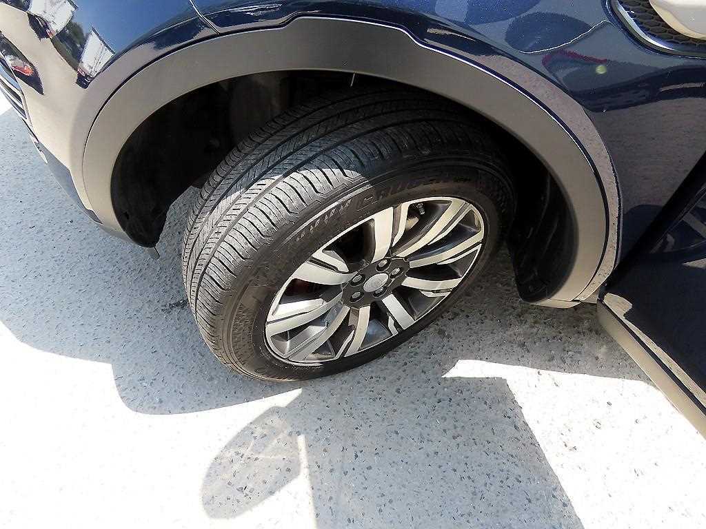 Land Rover Discovery Sports 2017 Azul - Importación desde Corea - HF Imports Iquique - Foto 19