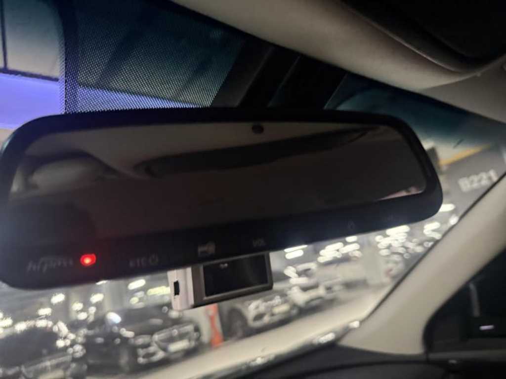 KIA Sorento - Vista 12