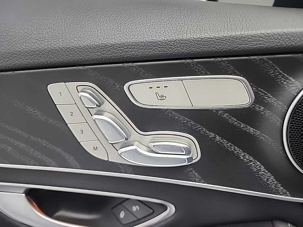 Mercedes Benz C Class 2017 Negro - Importación desde Corea - HF Imports Iquique - Foto 17