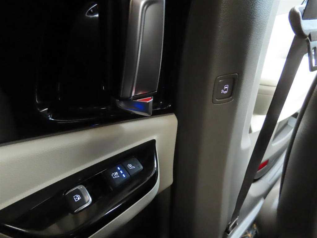 KIA Carnival - Vista 9