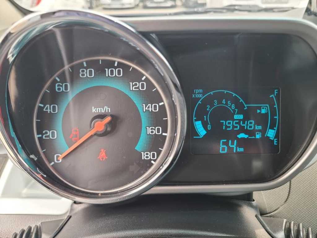 Chevrolet Spark - Vista 8