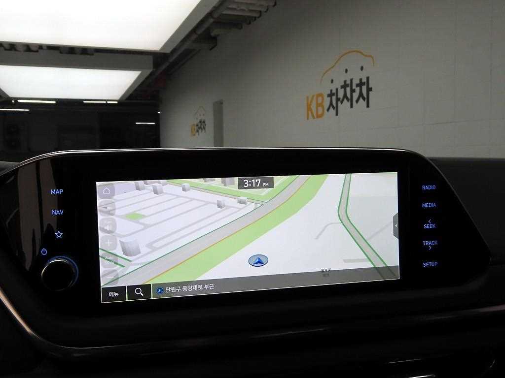 HYUNDAI Sonata - Vista 8