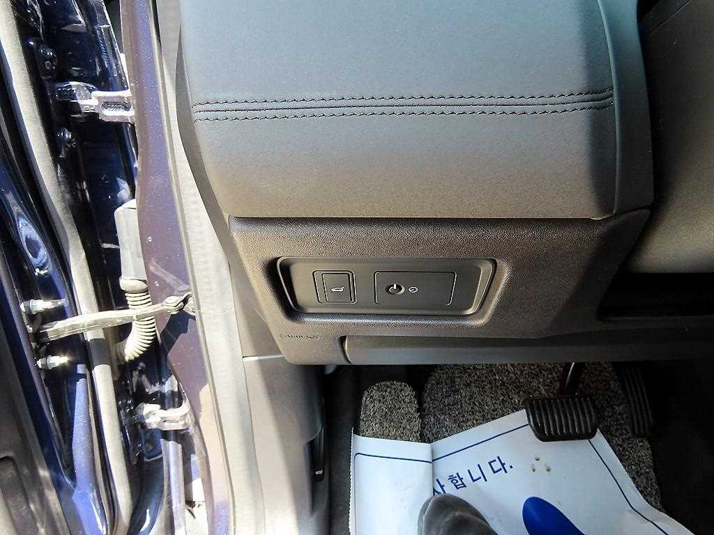 Land Rover Discovery Sports - Vista 12