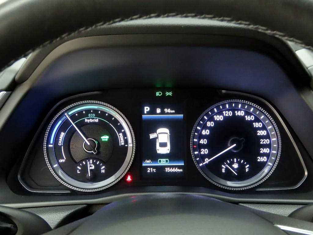 HYUNDAI Sonata - Vista 5