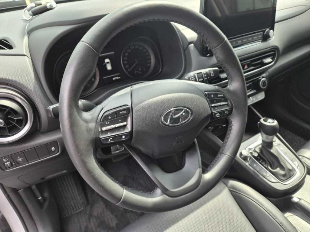 HYUNDAI Kona - Vista 6