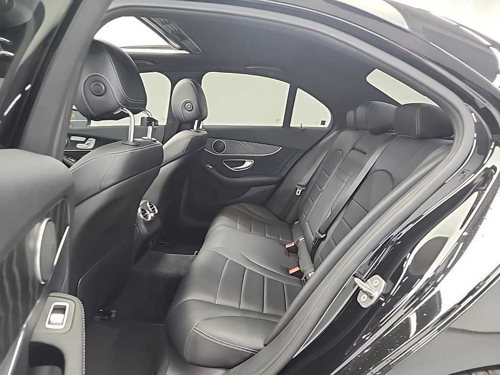 Mercedes Benz C Class - Vista 12