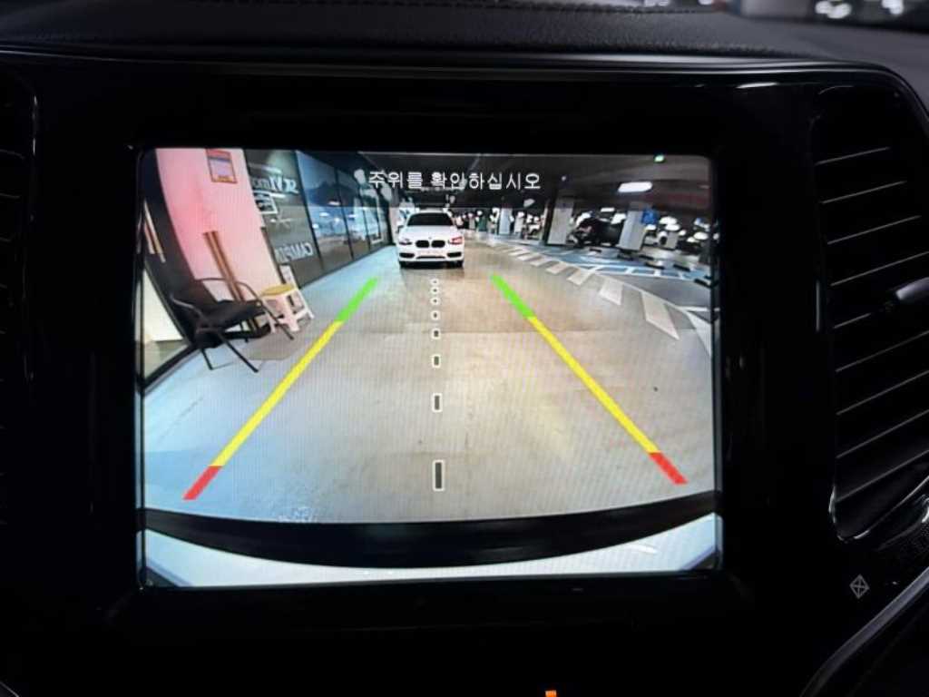 Jeep Cherokee - Vista 12