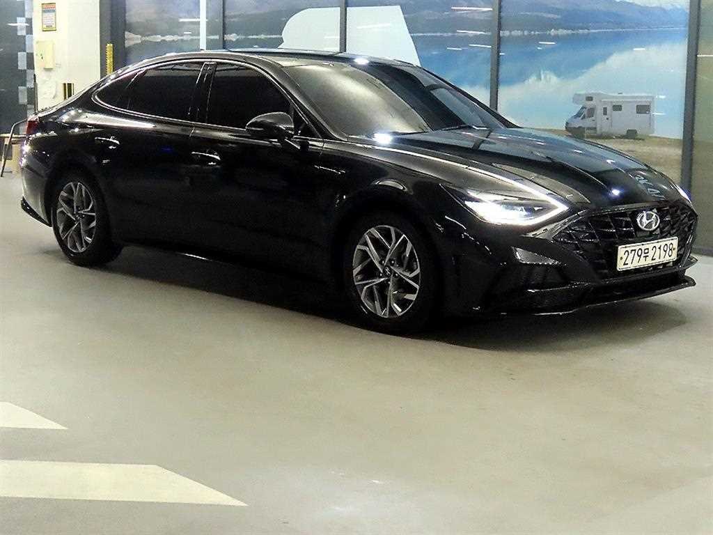 HYUNDAI Sonata 2022 Negro - Importación desde Corea - HF Imports Iquique - Foto 1