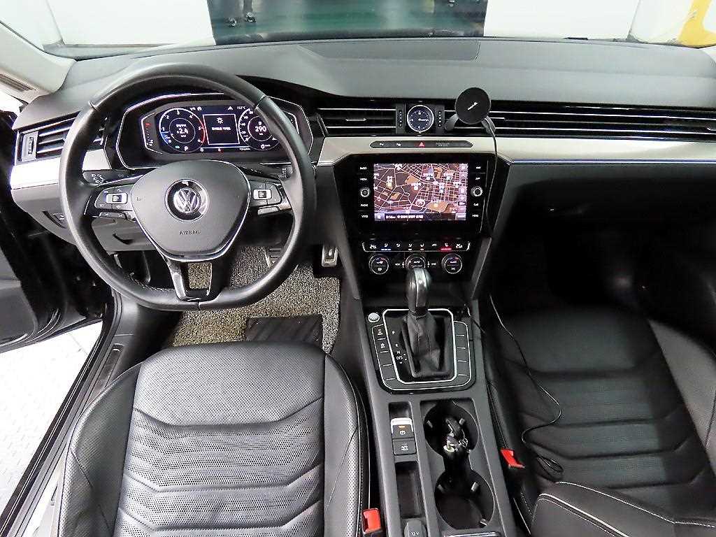 Volkswagen Arteon - Vista 7