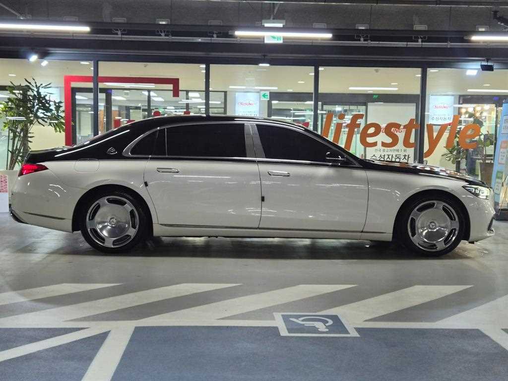 Mercedes Benz S Class - Vista 3