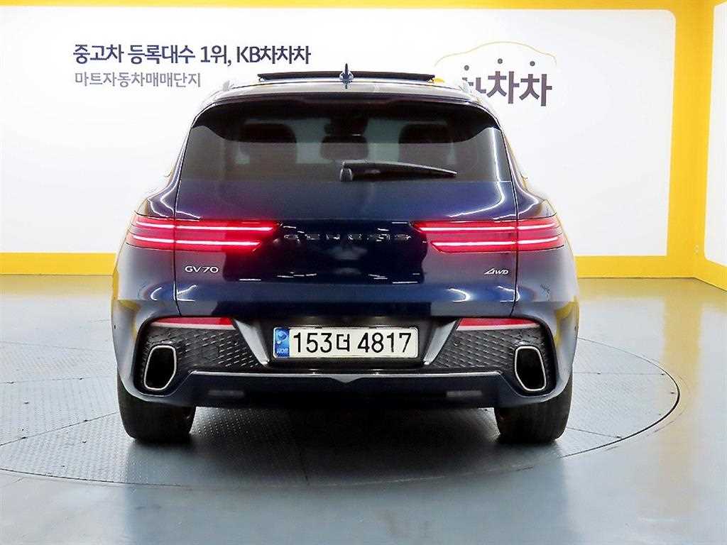 Genesis GV70 - Vista 3